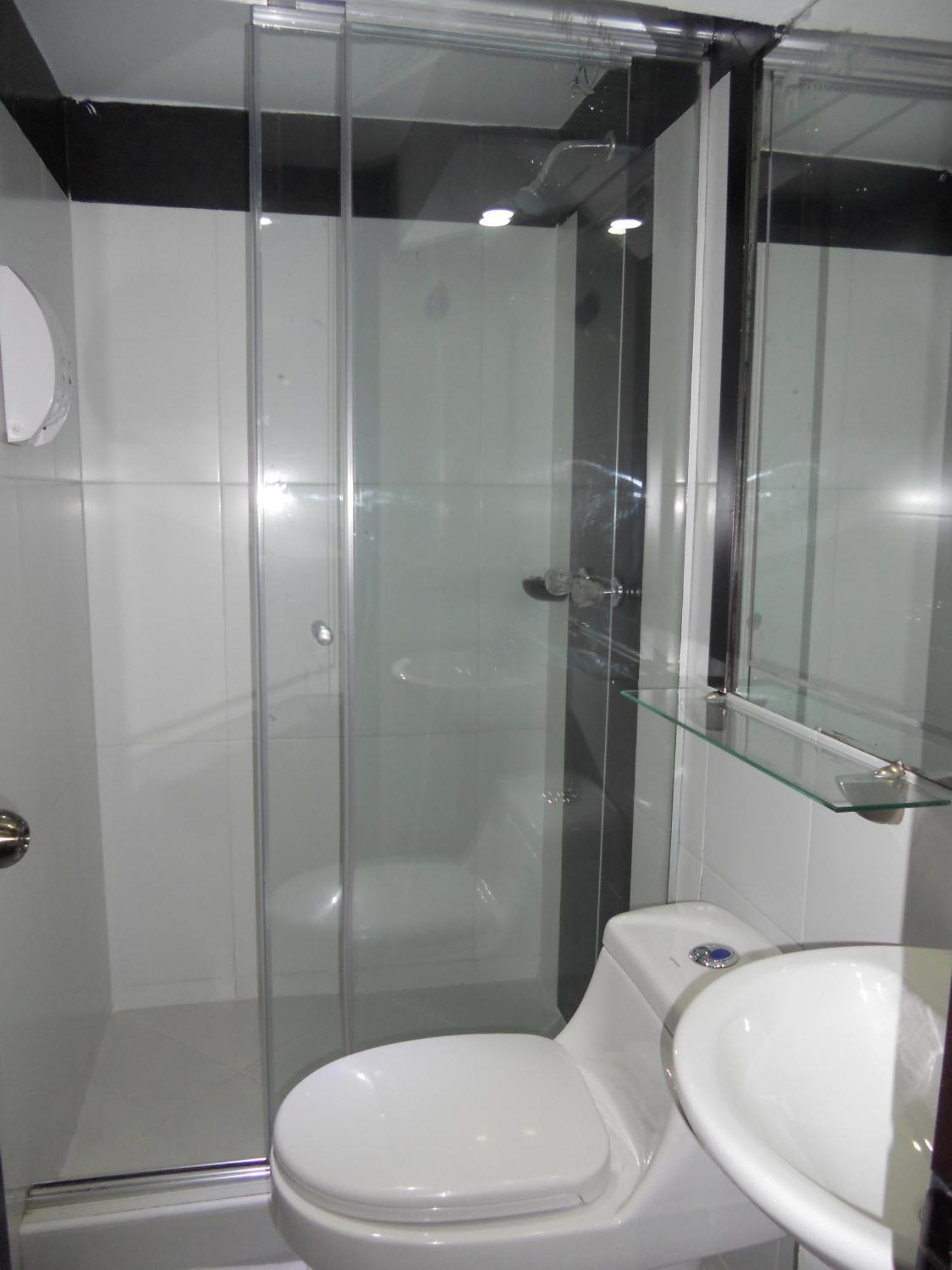 Hotel Expo Inn Embajada Богота Экстерьер фото
